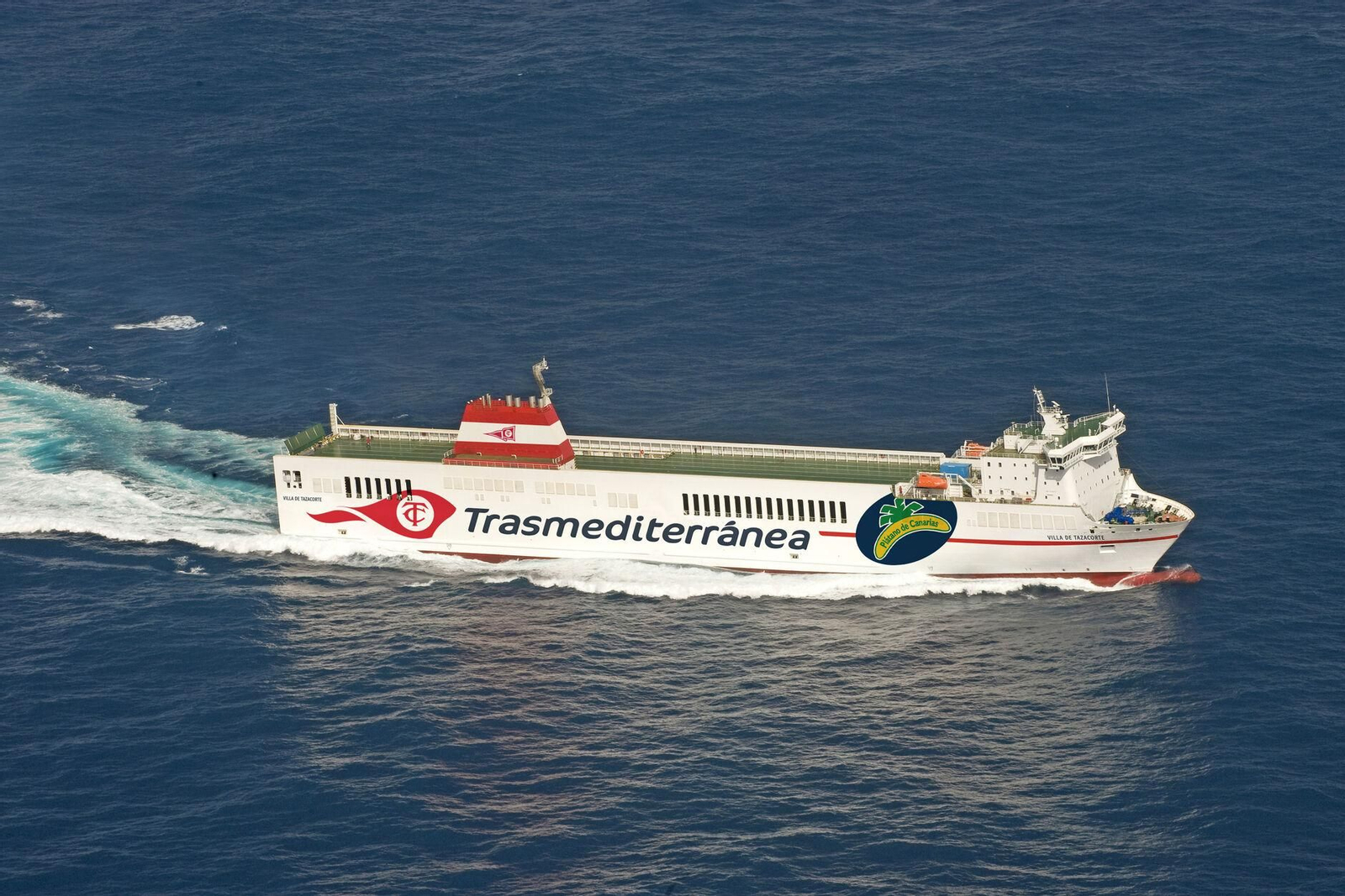 El buque 'Villa de Tazacorte' de Armas Mediterránea que entra en la operación con Baleària.
