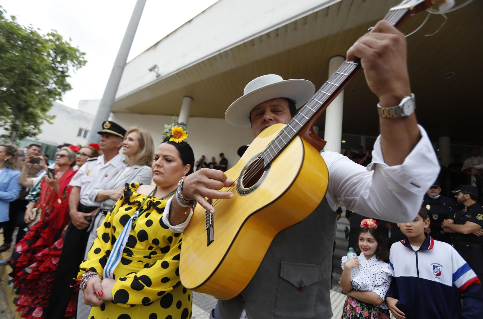 Imágenes de Emigrantes en la Policía Nacional