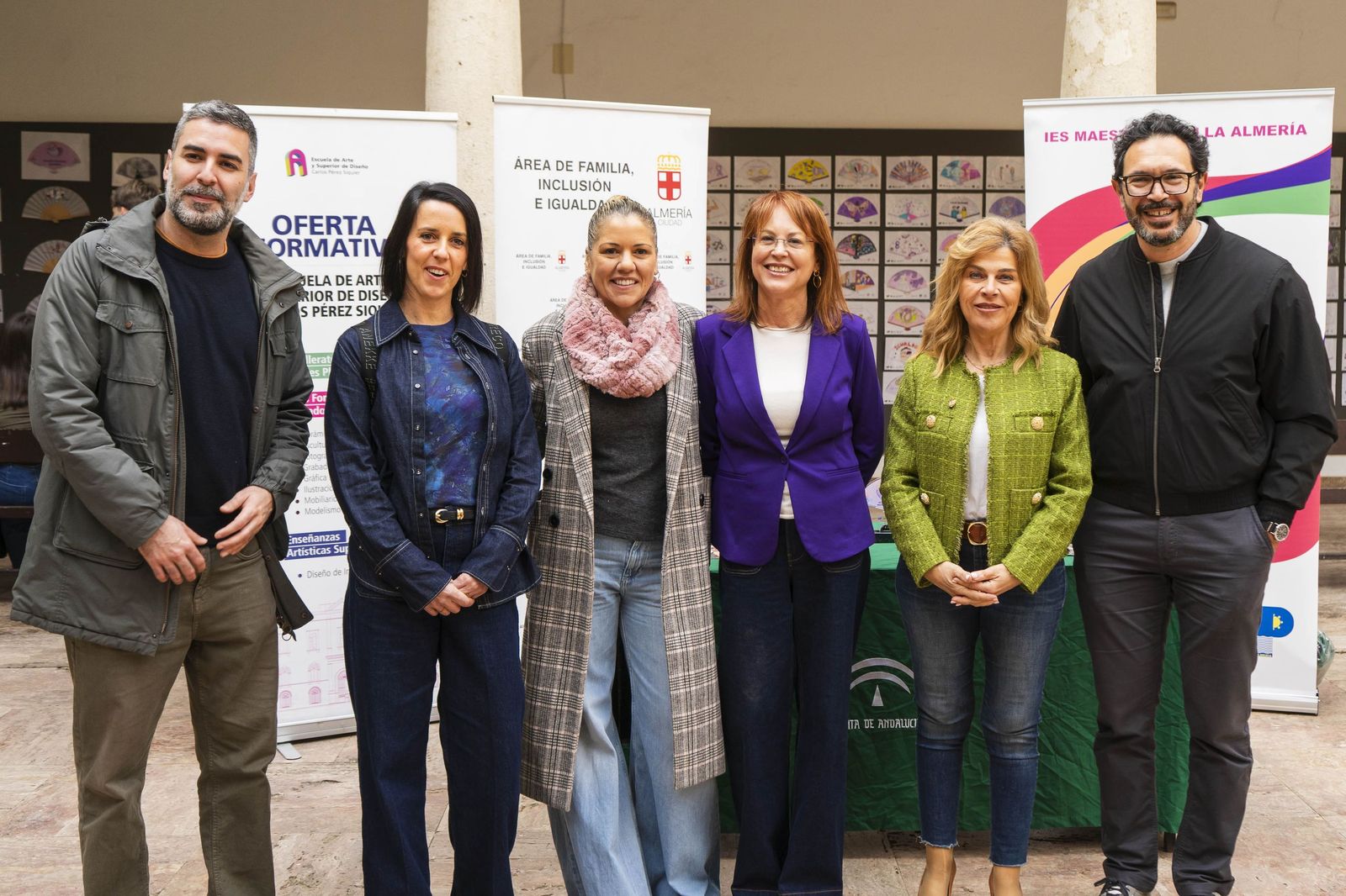 Las imágenes de los premios de la VII Edición del Concurso Intercentros 'Dale al Arte por la Igualdad'