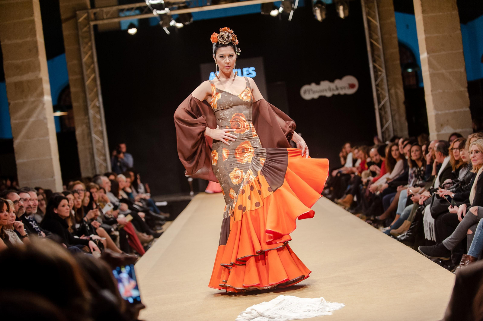 El desfiles de Ángeles Verano, en imágenes