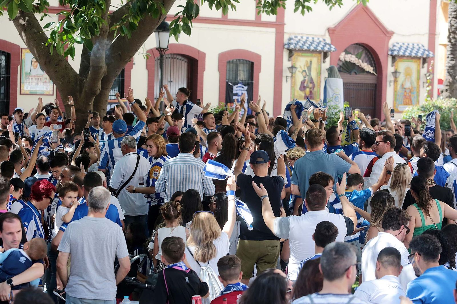 Imágenes del ambiente previo al Recre-Cacereño