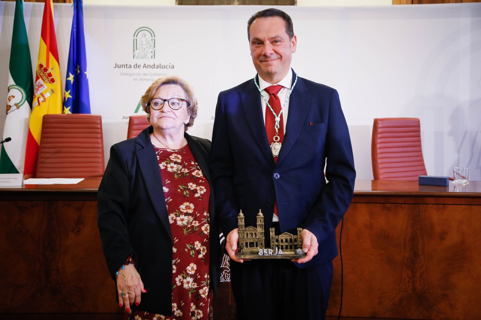 Juan Manuel Martín Robles ingresa como académico de Historia de Andalucía y te lo contamos en imágenes