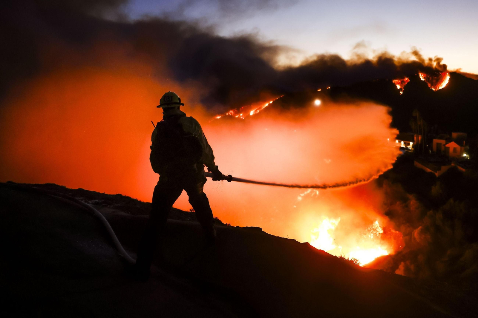 Las impactantes imágenes de los incendios de California
