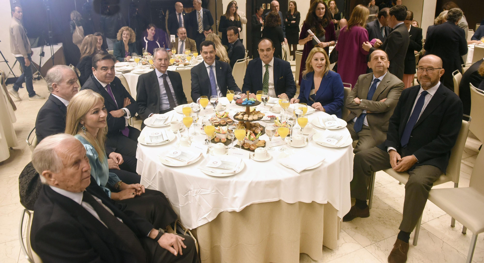 José Luis Ballester, Patricia del Pozo, Antonio Mingorance, Margaritis Schinas, José Joly, Juan Manuel Moreno, David Fernández, Carolina España, José Antonio Carrizosa y Curro Ferraro