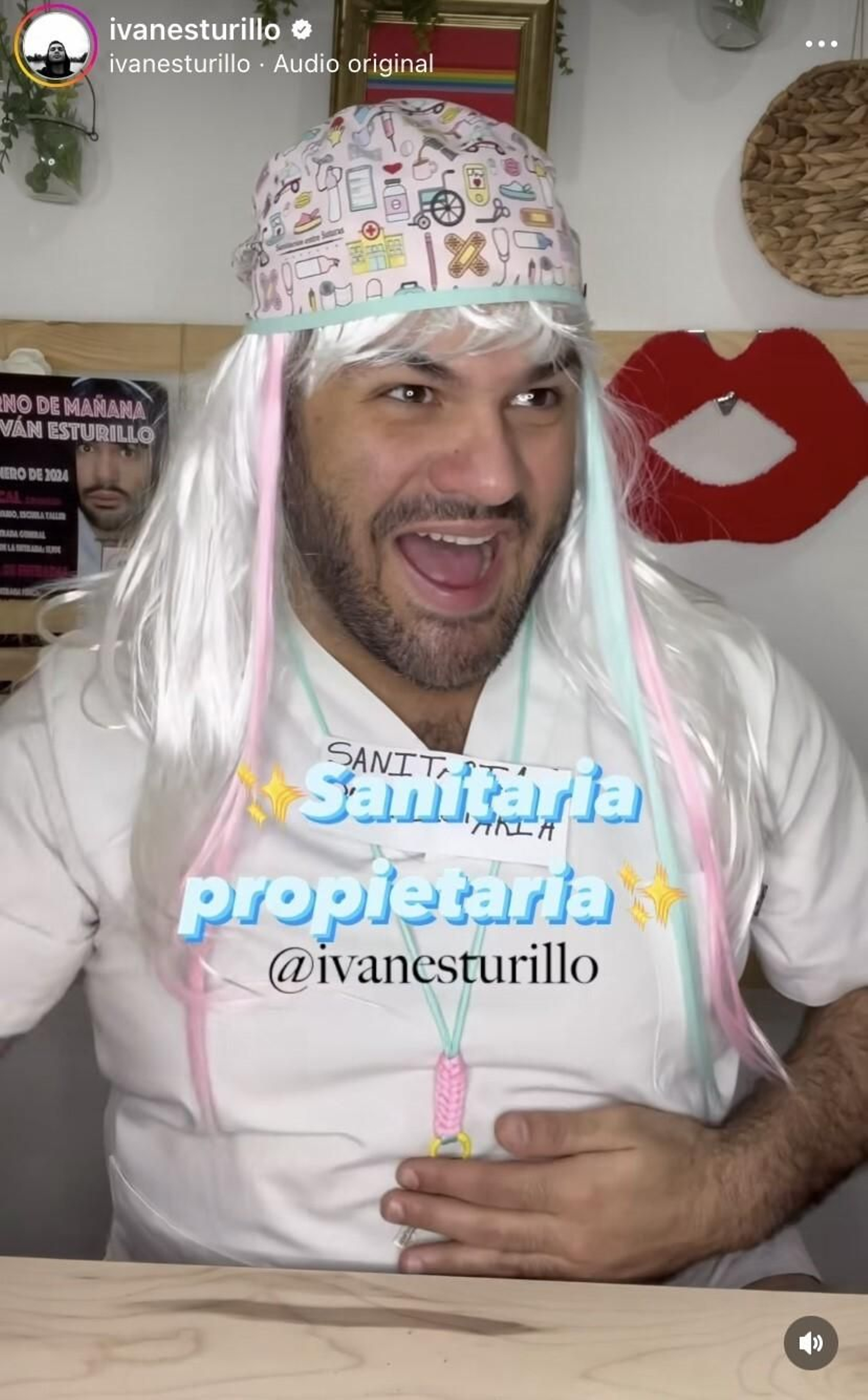 Una de las caracterizaciones de Iván Esturillo en Instagram.