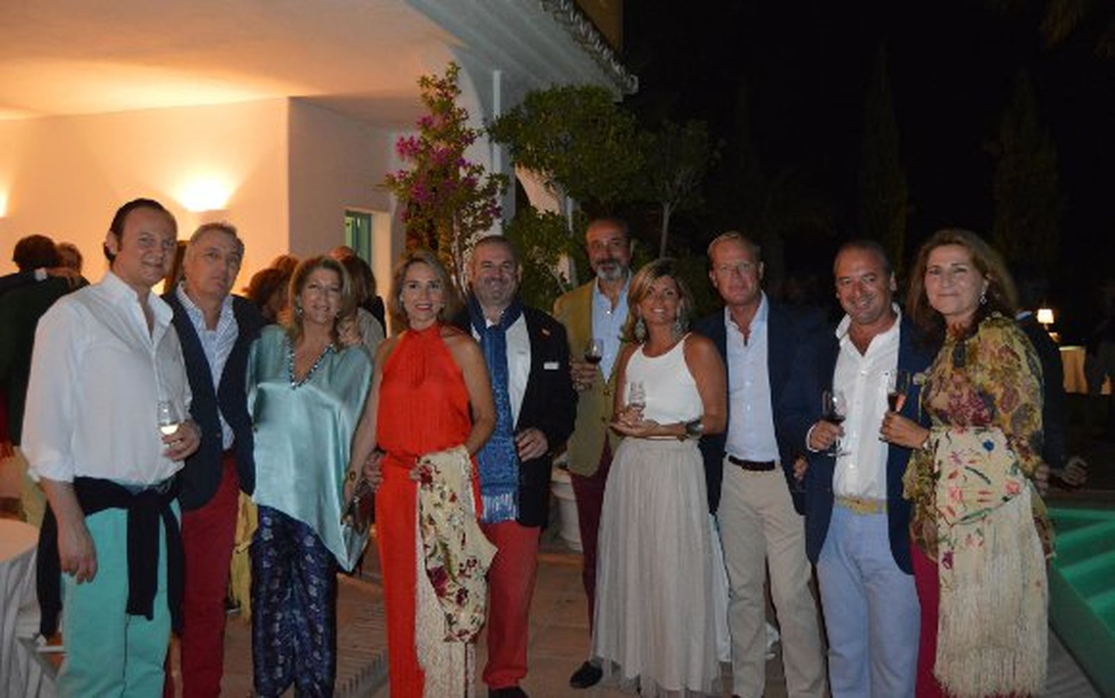 Marqués de Mortara, marqueses de los Álamos del Guadalete, Susana y José Luis Ortiz, José Ramón Fernández de Mesa, Cristina Santos, Stephan de Clerck, José Manuel Ramos-Paúl y Pilar Martínez Mejías.

Foto: Ignacio Casas de Ciria