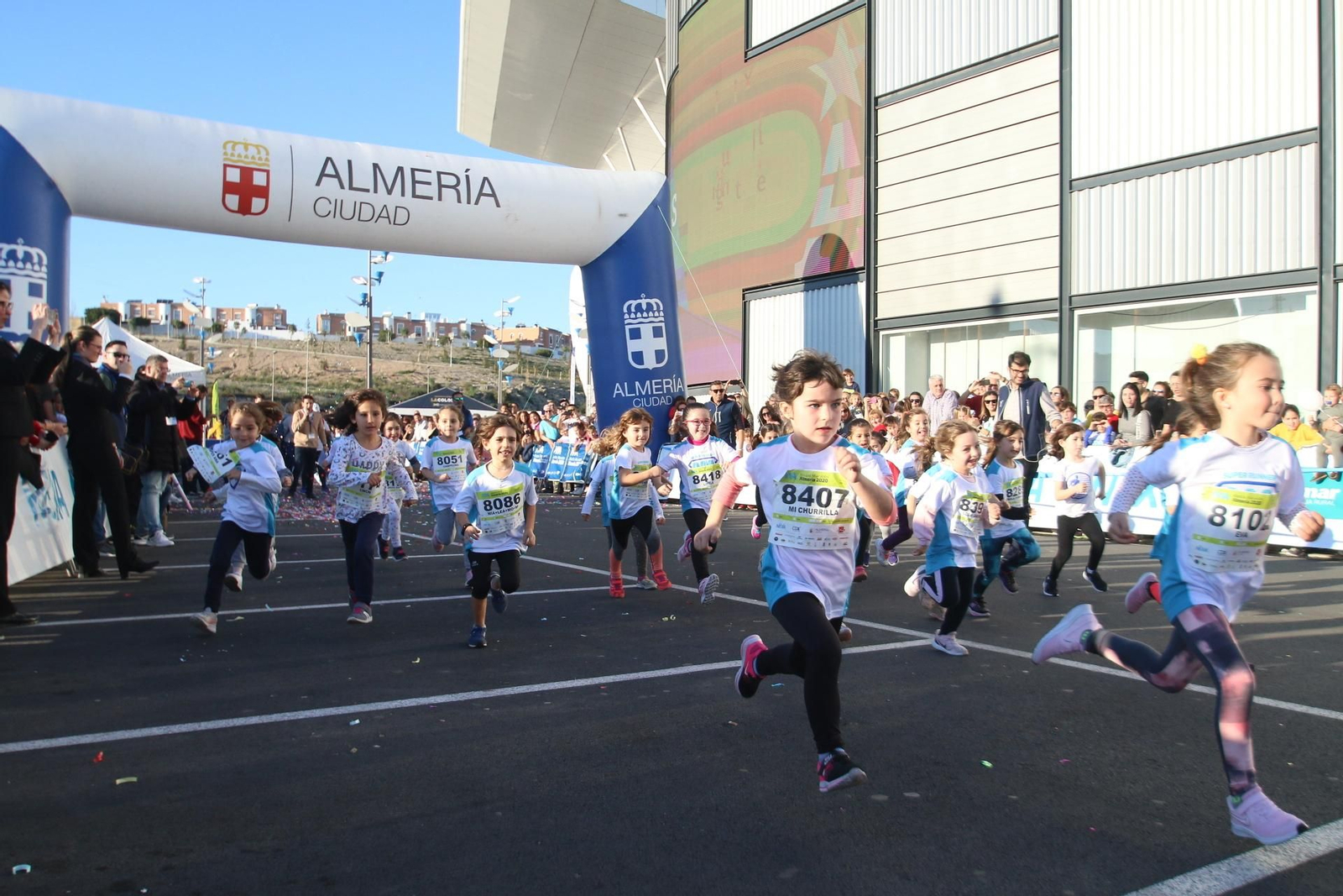 Fotogalería de las carreras infantiles del Medio Maratón de Almería