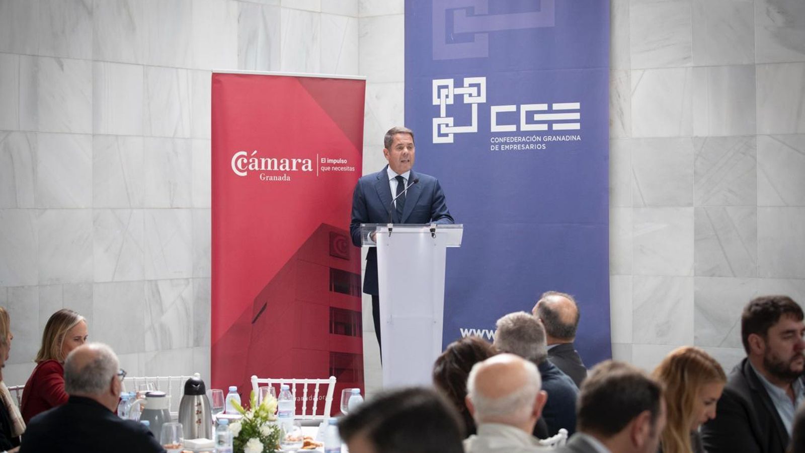 Cuerva ha pedido una mayor implicación de la política en un sector que puede ser clave para la industrialización de Granada