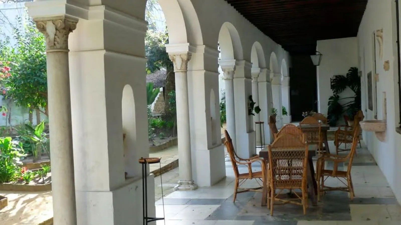 Interior de una casa de cargadores a Indias, de Sanlúcar.