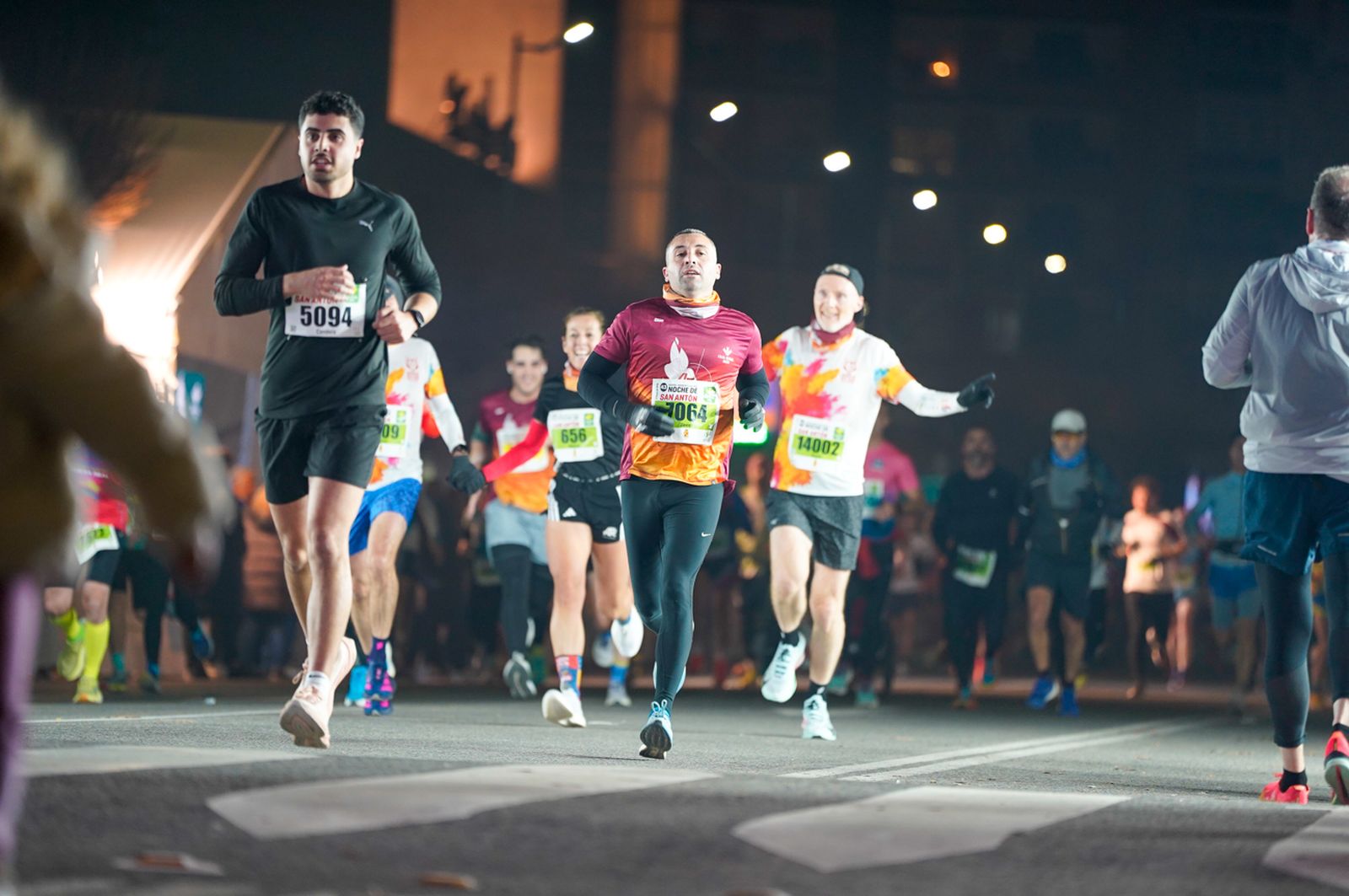 En imágenes: búscate en tu llegada a meta de la Carrera de San Antón 2026 (9)