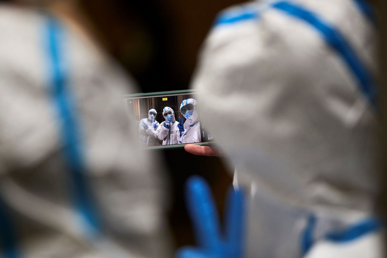 Imágenes de la jornada electoral en Cataluña