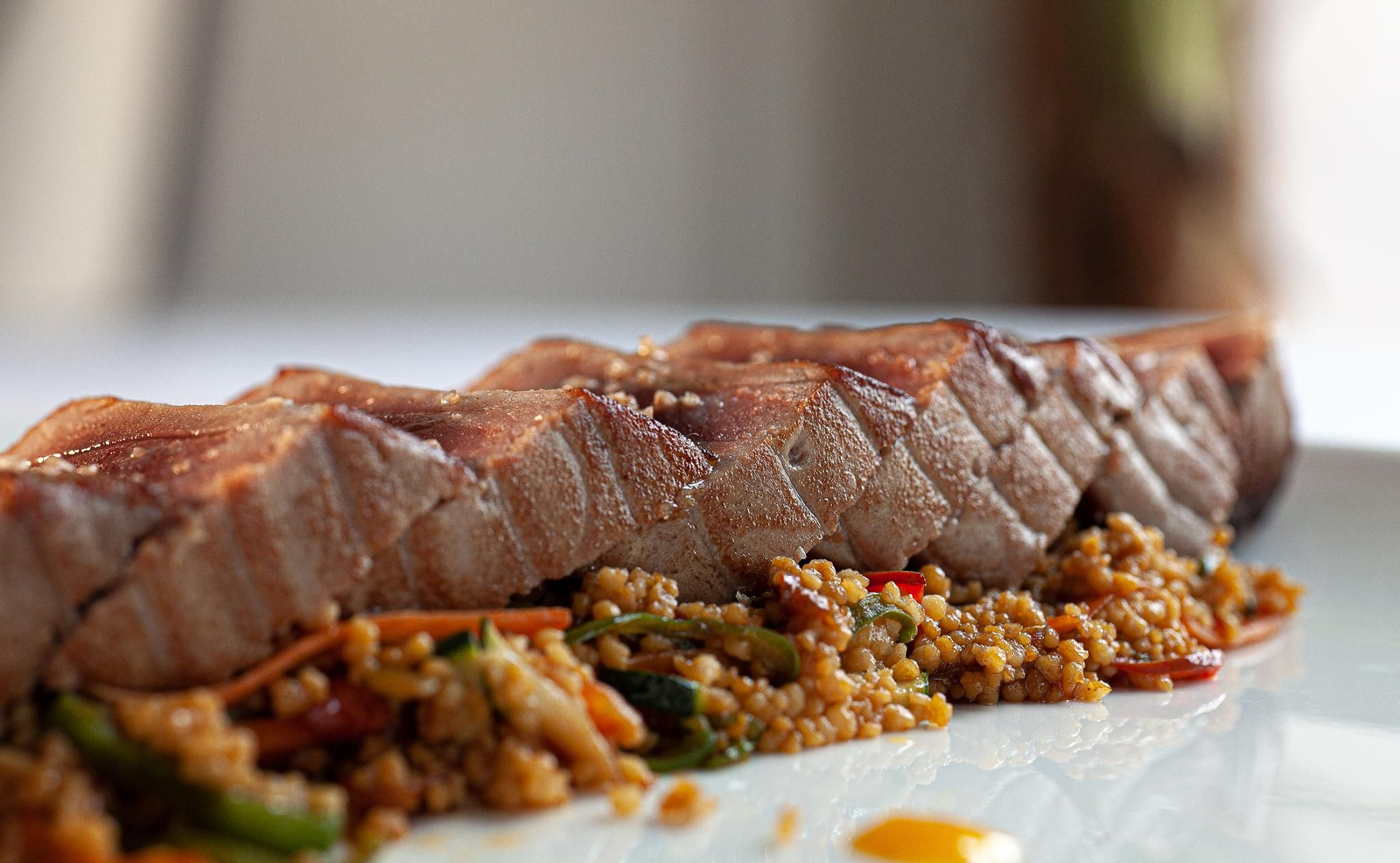 El impresionante restaurante de Córdoba donde nunca adivinarías qué hay tras sus puertas