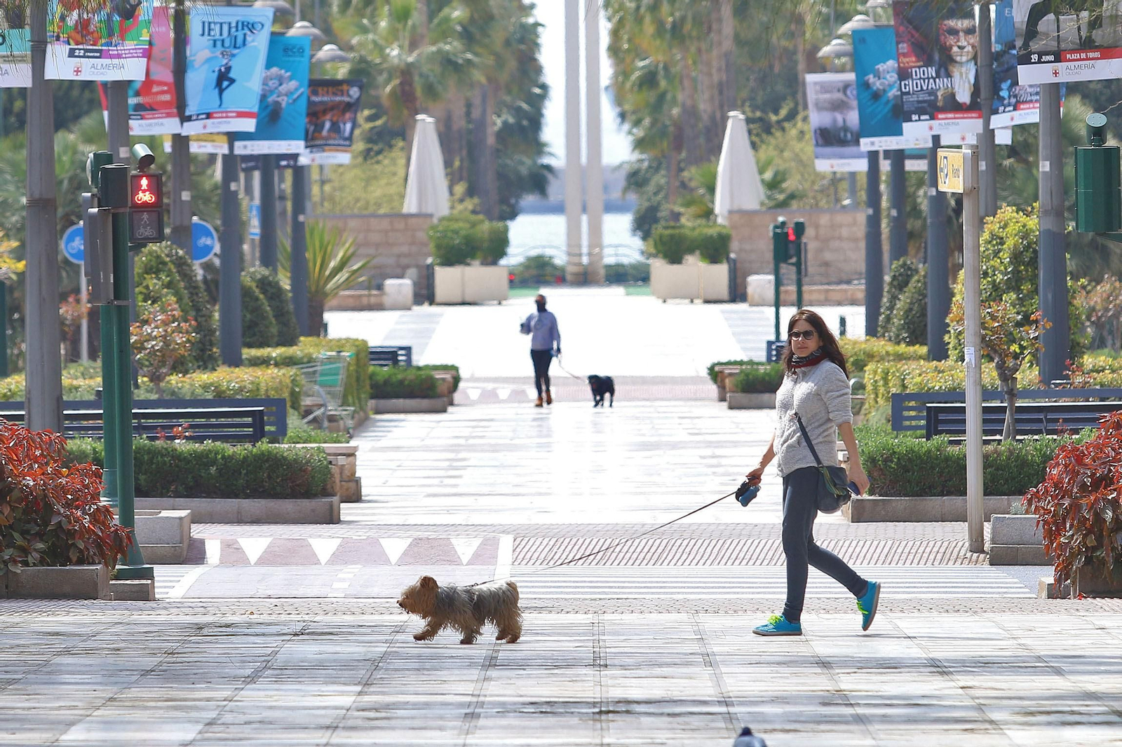 Las imágenes de la capital y los pueblos, paralizados para frenar el coronavirus