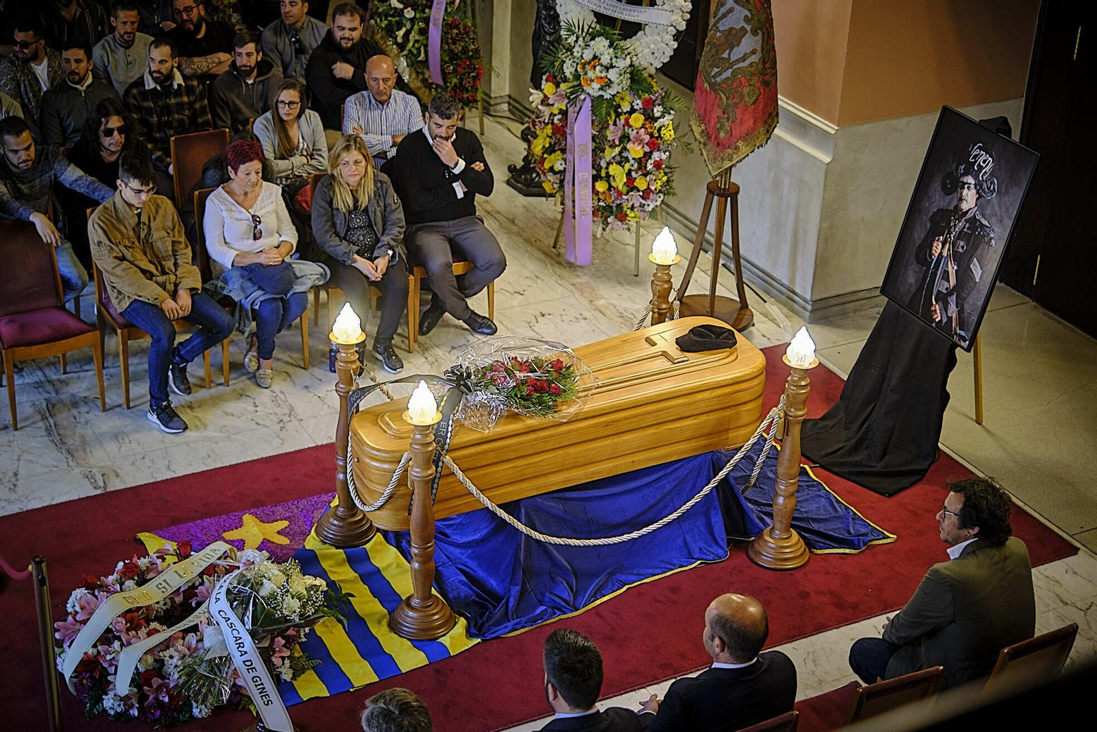 Imagen de la capilla ardiente de Juan Carlos Aragón.