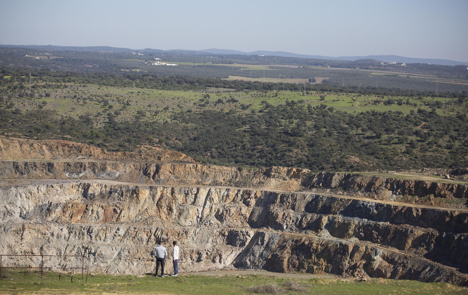Una perspectiva de la corta de Los Frailes, que estaba en explotación cuando cesó la actividad de Boliden, en 2001.