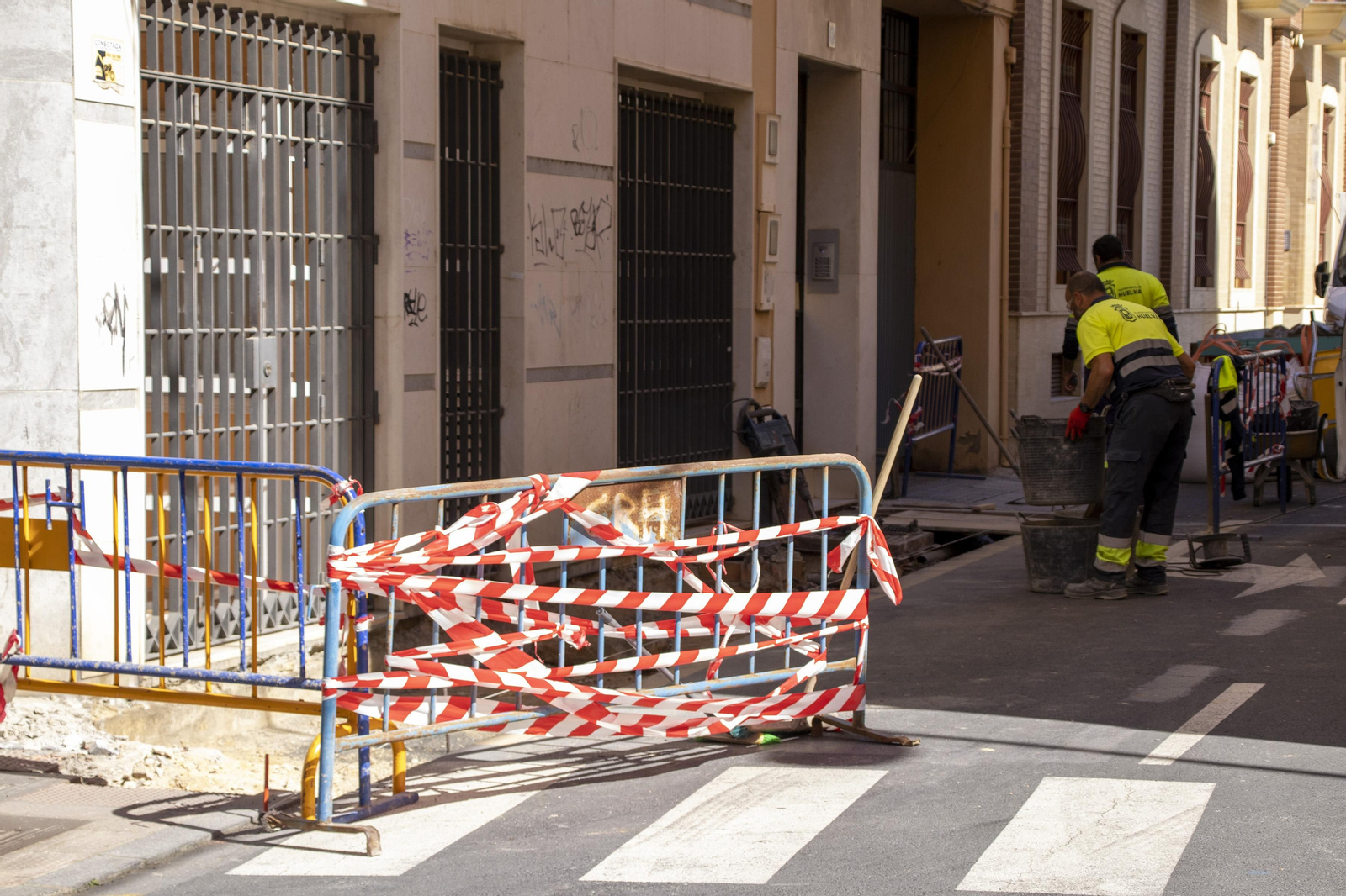 Obras en las calles : Méndez Núñez, Plus Ultra, Gravina y Médico Luis Buendía.