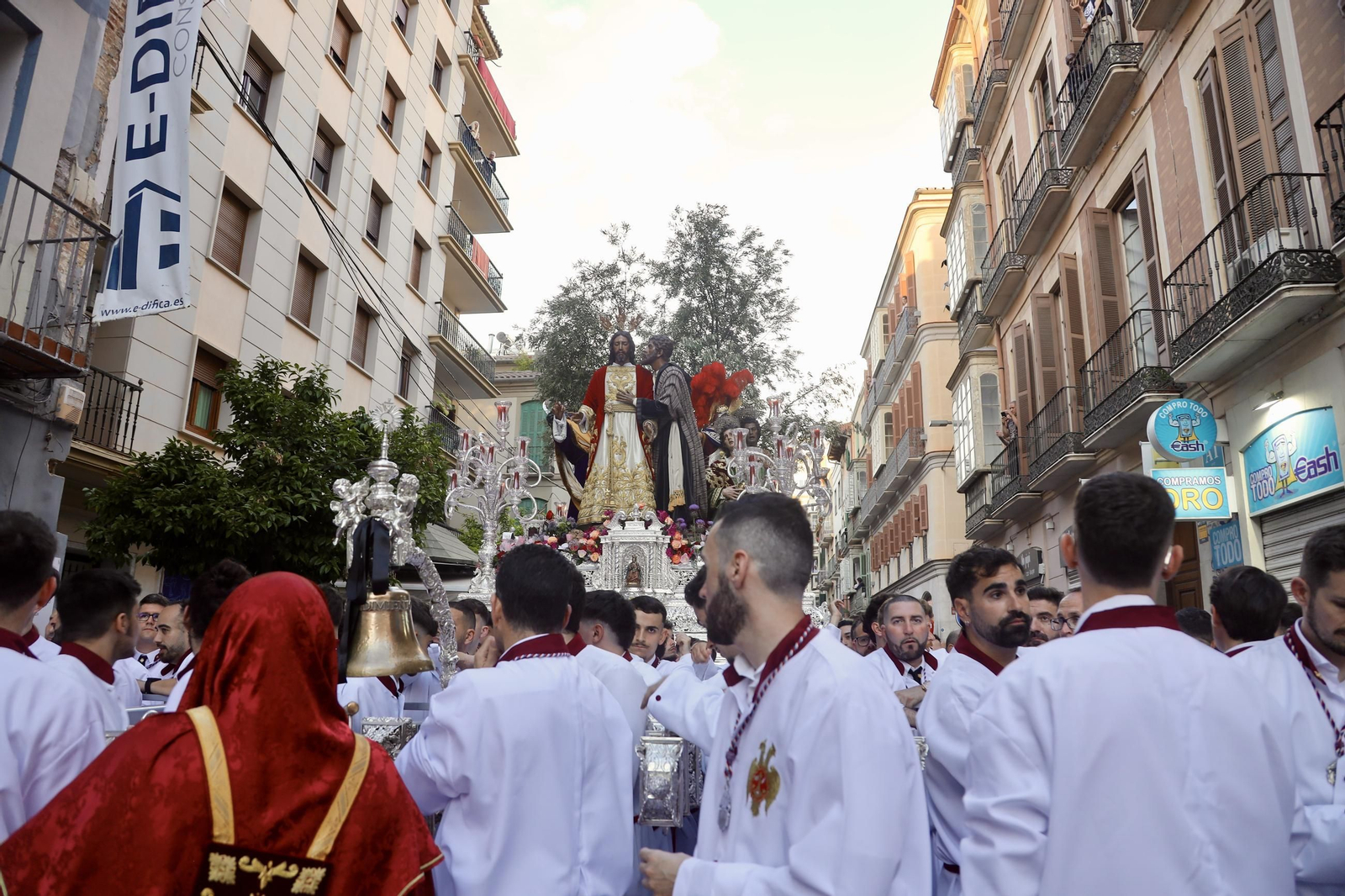 Prendimiento el Domingo de Ramos en Málaga, en imágenes
