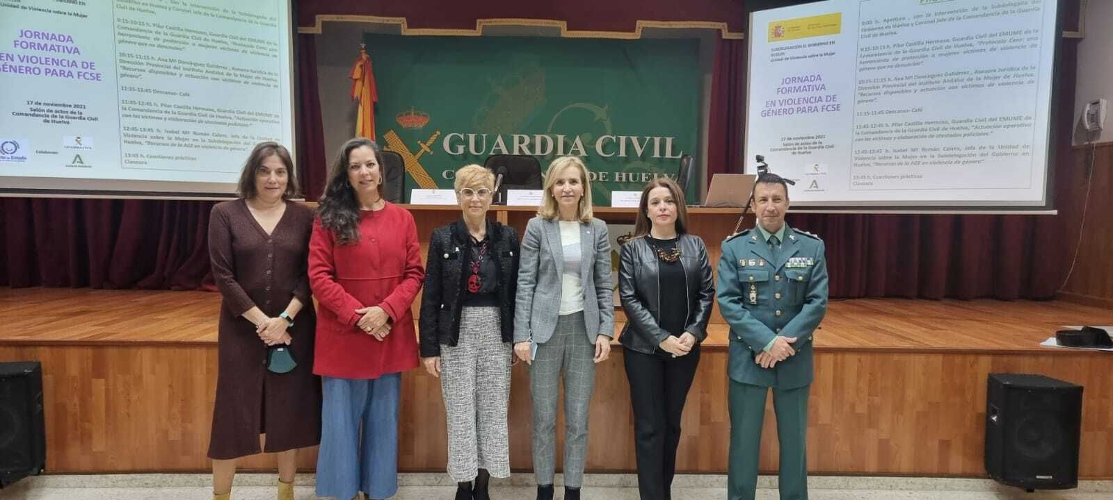 Jornadas de formación para agentes de la Guardia Civil y la policía local.