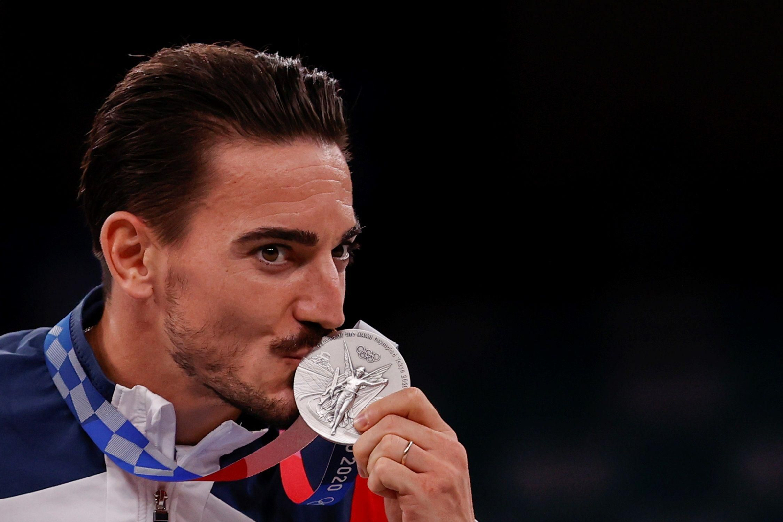 Damián Quintero, con la plata olímpica.