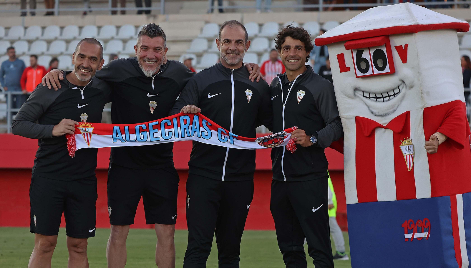 Las mejores fotos del Algeciras - Castellón de Primera RFEF