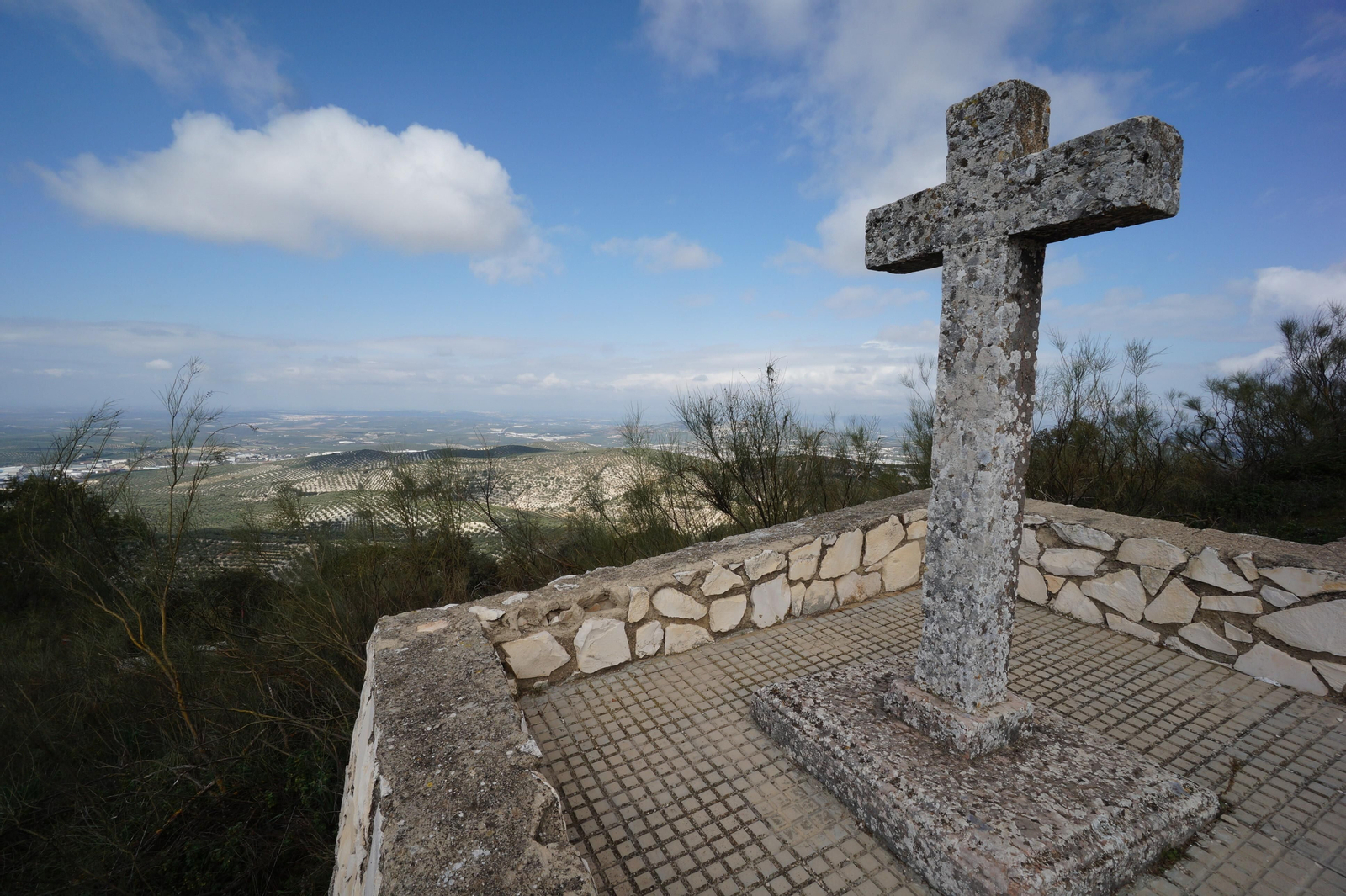 Vía crucis en el santuario de la Virgen de Araceli.