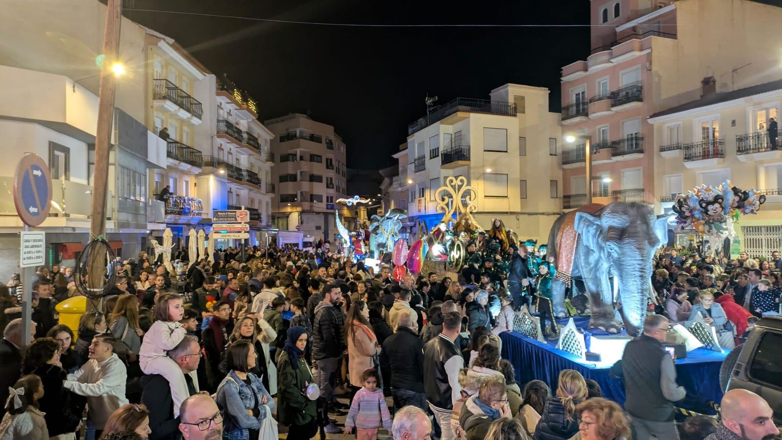 Nadie se ha querido perder la Cabalgata en Albox.