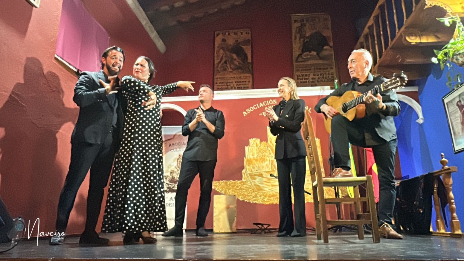 Una imagen del espectáculo de la peña El Chumi.