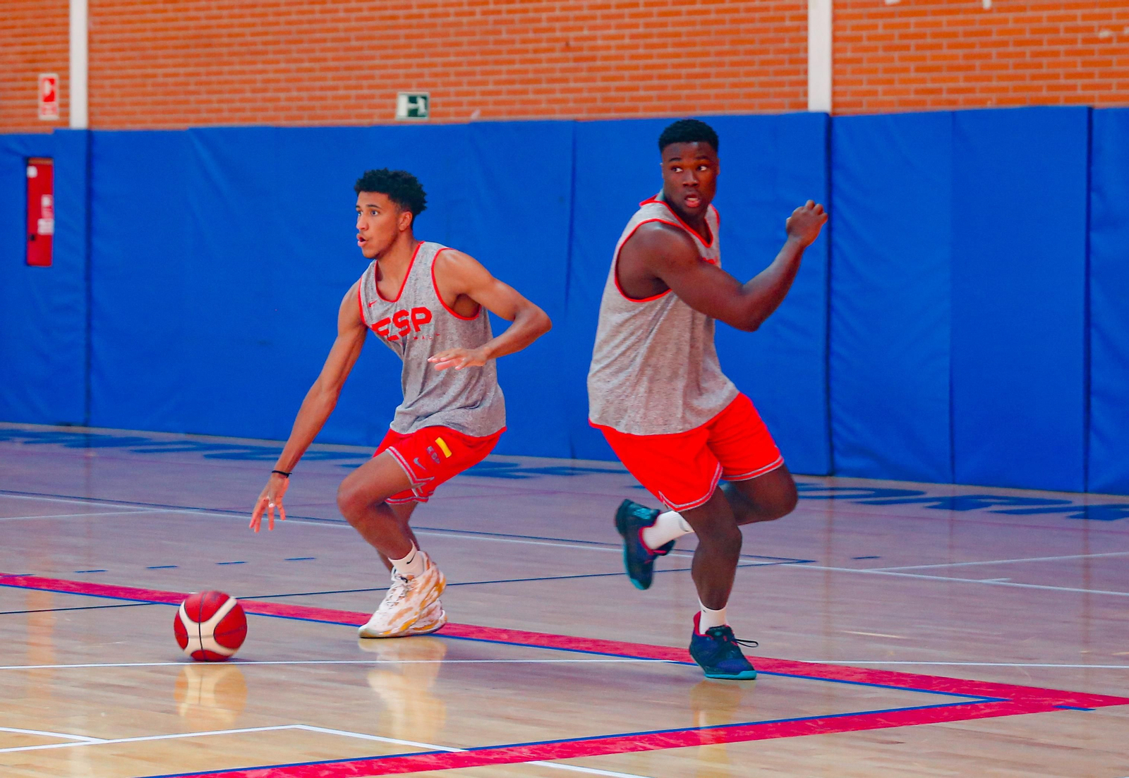 Fotos: el primer entrenamiento de la sub 20 de España con cinco malagueños