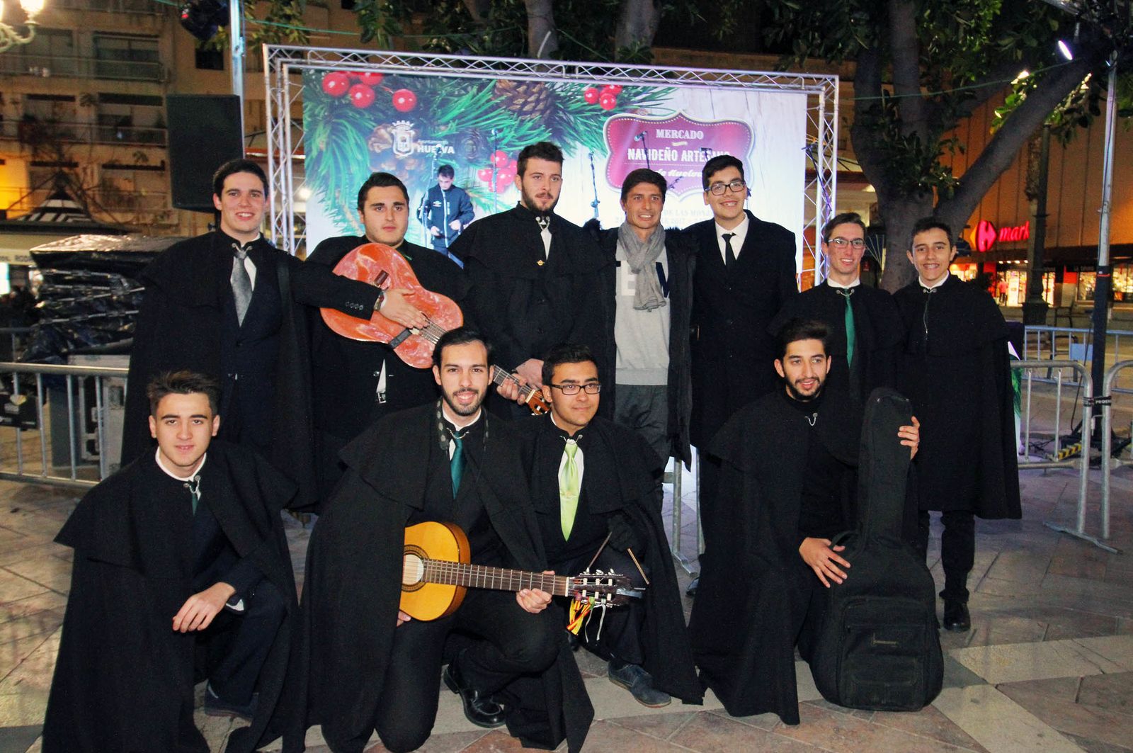 Imágenes del cuentacuento de la Navidad de Huelva Información.