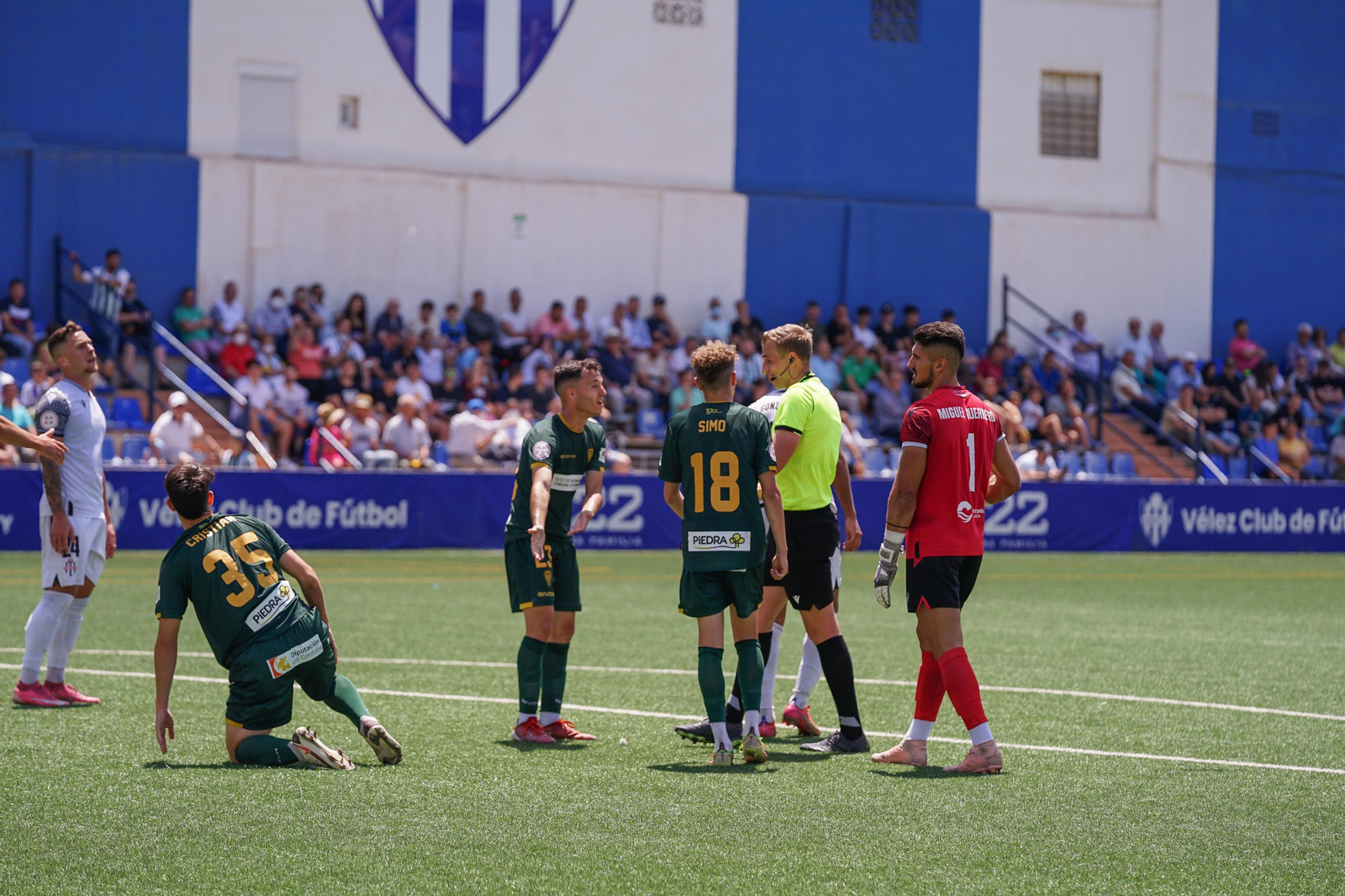 La victoria del Córdoba CF ante el Vélez, en imágenes