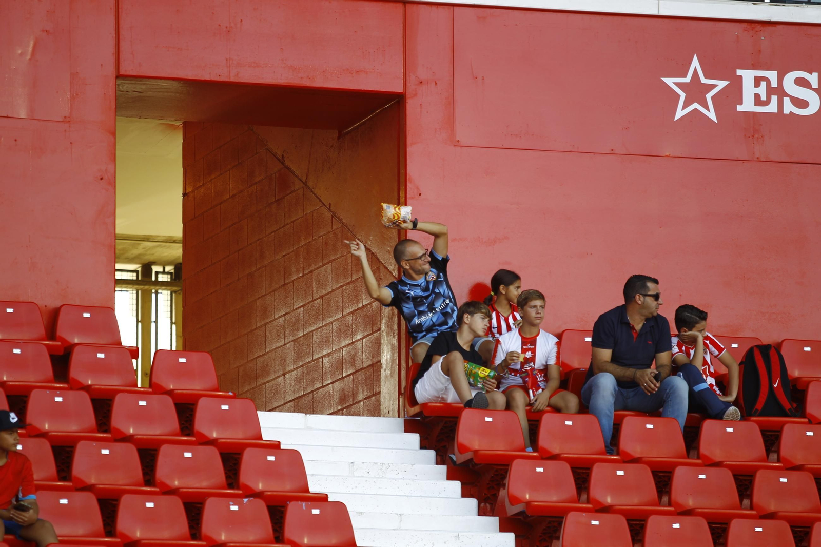 Búscate en el partido U.D. Almería-Real Burgos