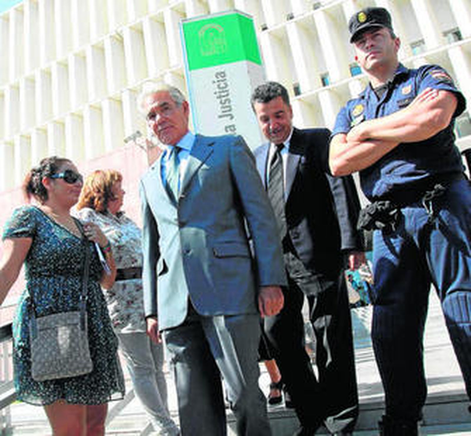 El promotor Ávila Rojas, absuelto por vender pisos que nunca construyó