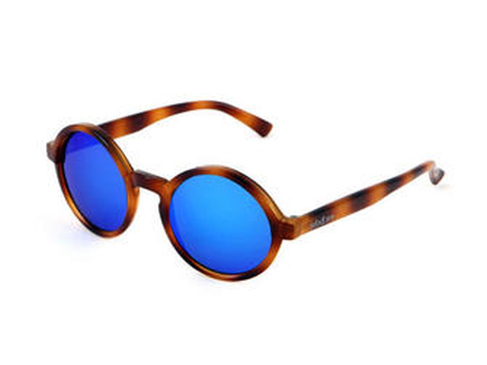 1. Los sevillanos Eduardo Jones y Daniel Alberola trabajan juntos en Bilbao. 2. Diego Estrada y José Martínez.