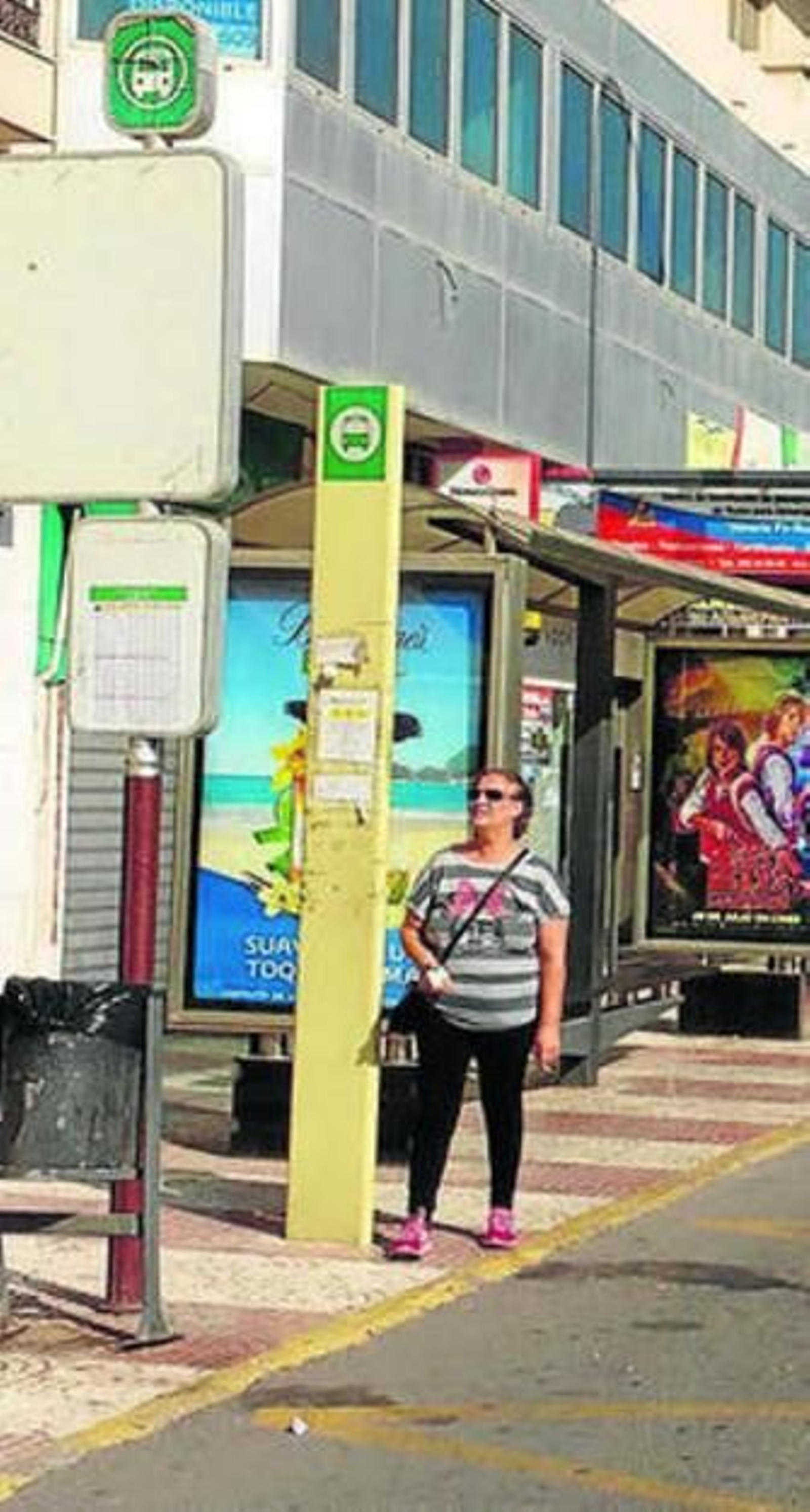 Antigua parada de autobús.