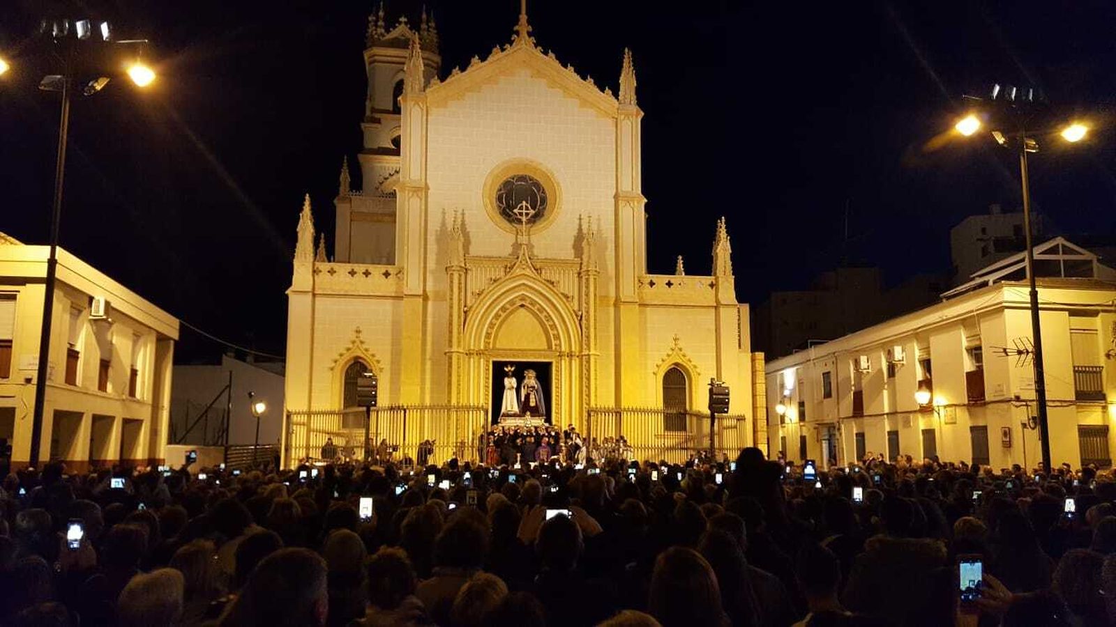 Las fotos del traslado del Cautivo