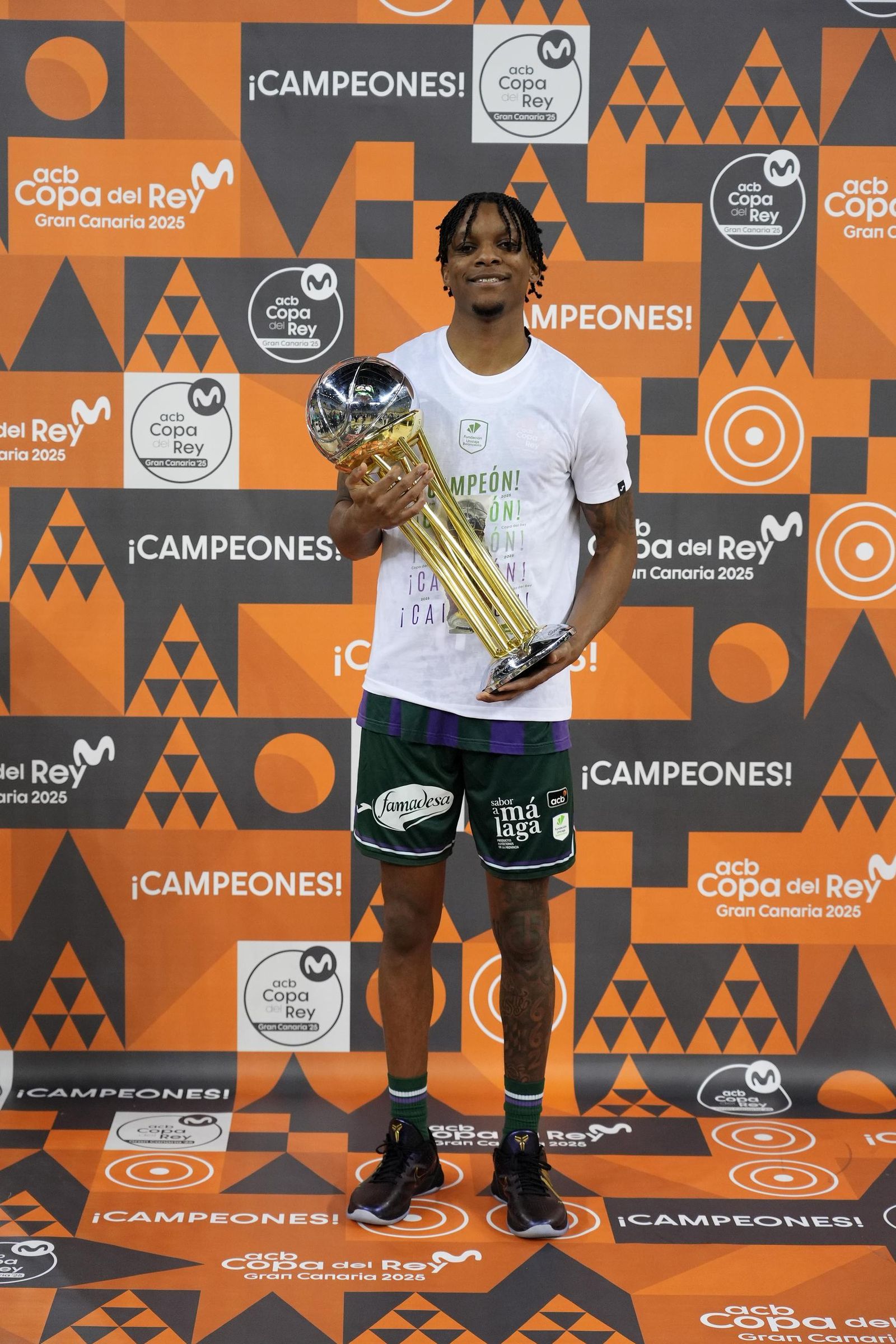 La sesión de fotos oficial del Unicaja campeón