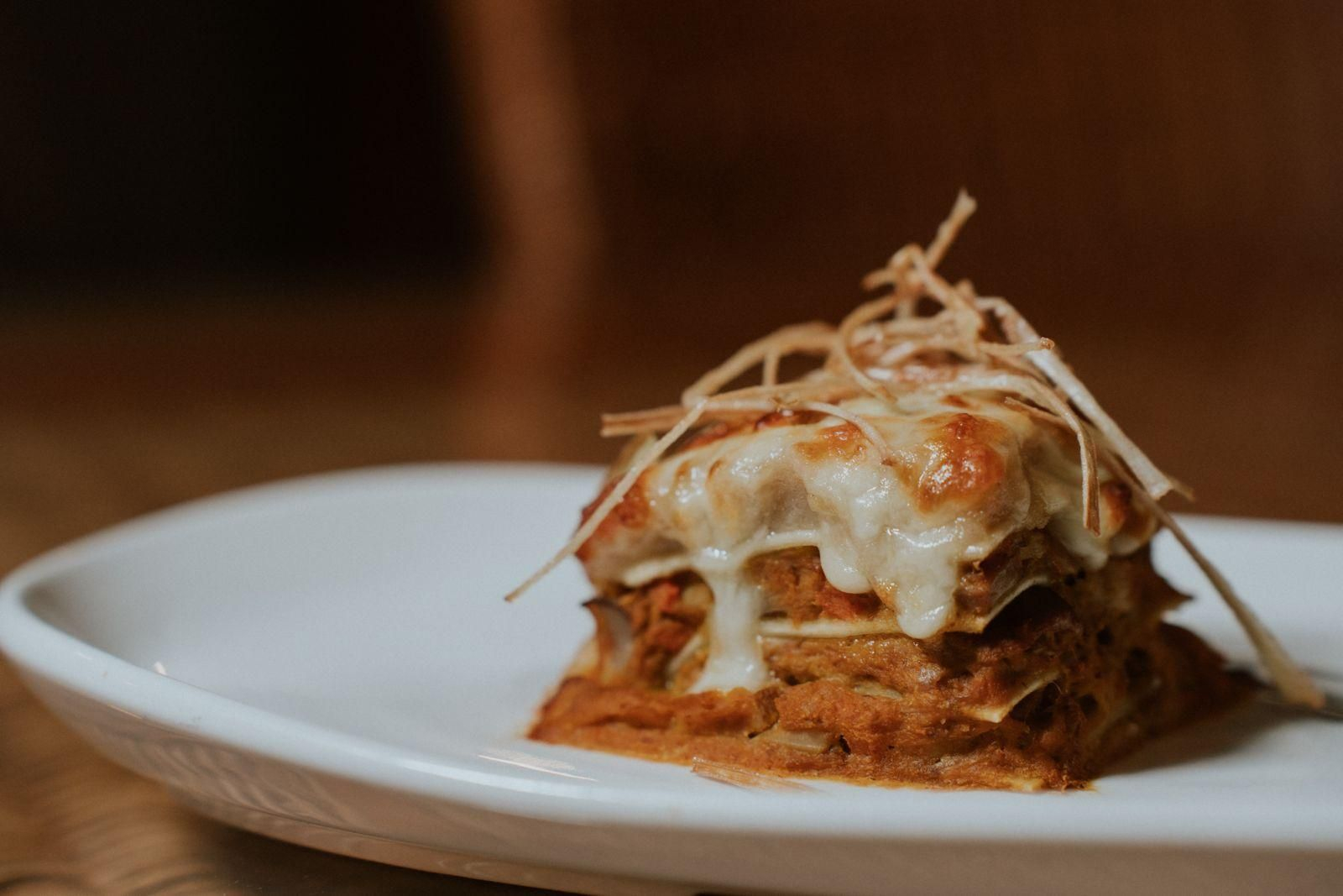 Tapa: Lasaña de boletus. RESTAURANTE LA FÁBRICA