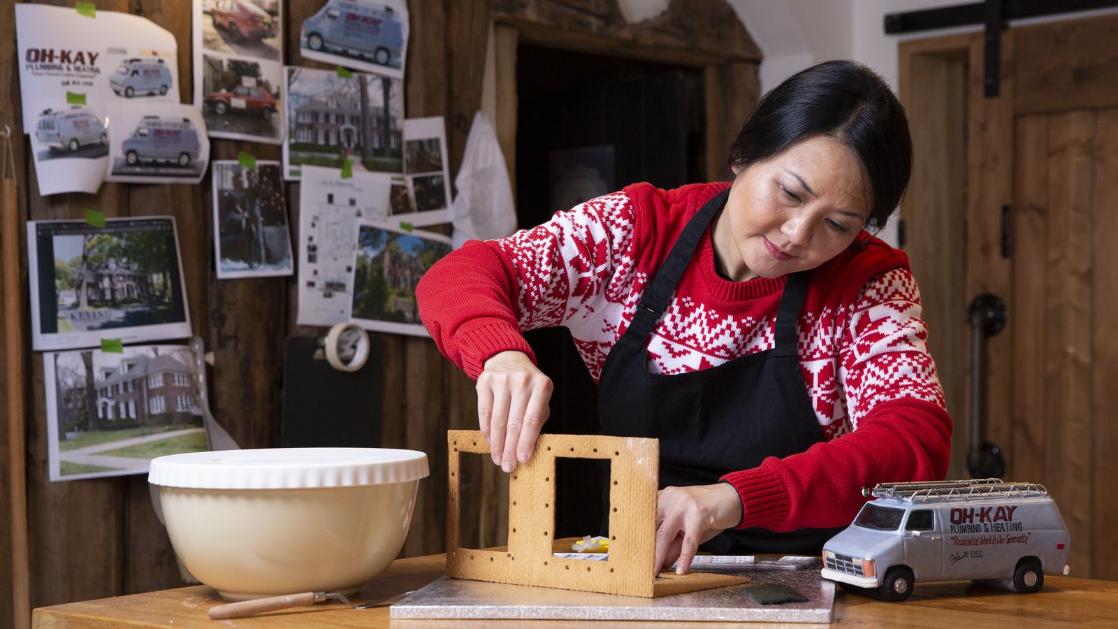 La maestra pastelera Michelle Wibowoo, durante su trabajo.