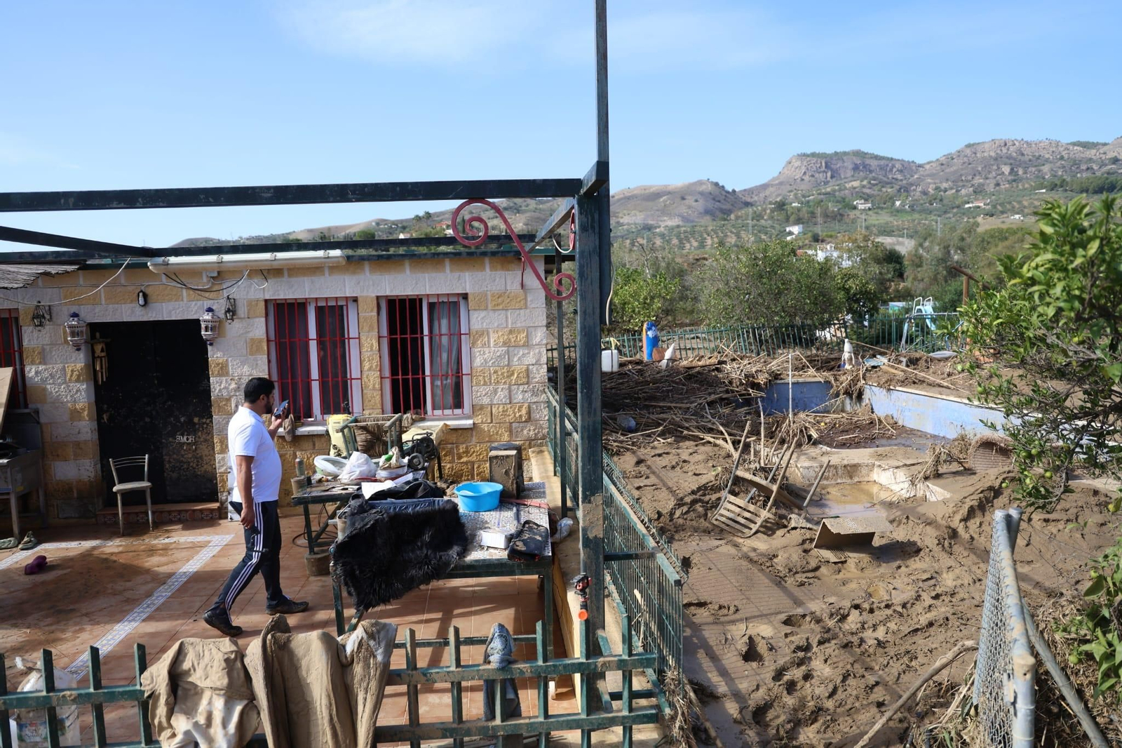 Álora se recupera de las inundaciones por la DANA, en imágenes