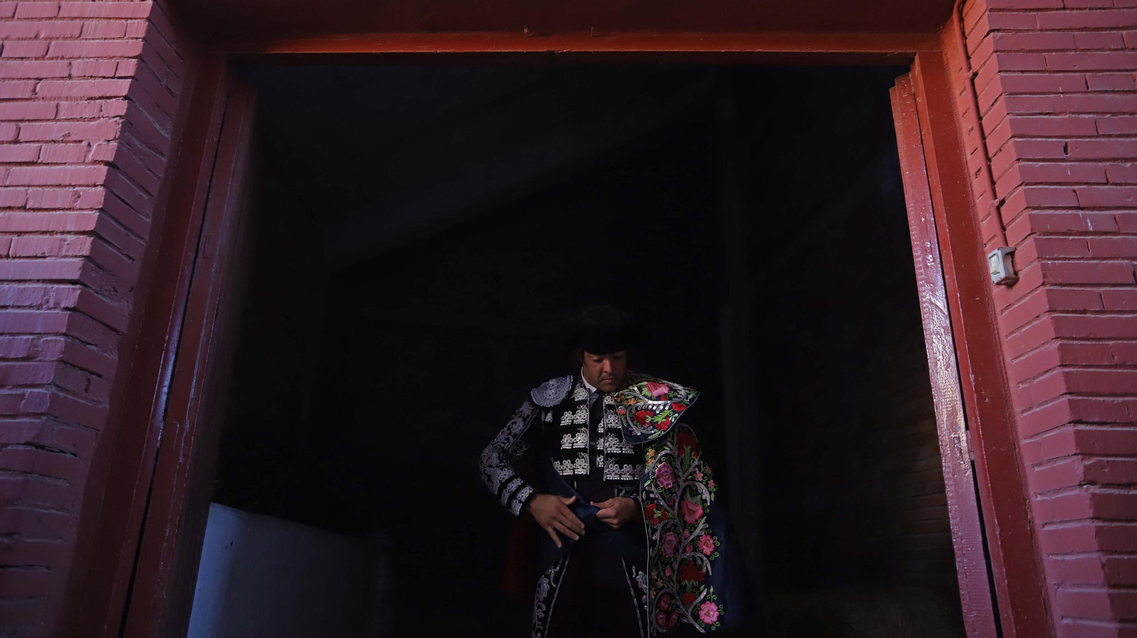 Fotos de la corrida del sábado de la Feria Taurina de Algeciras: Ferrera, Chacón y López Simón