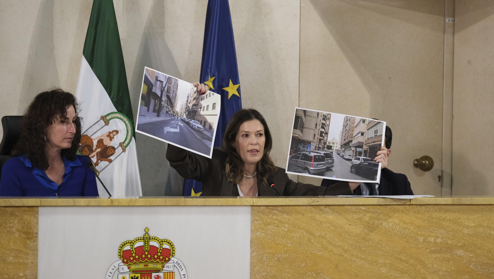 Imágenes del Pleno del Ayuntamiento de Almería sobre el estado de la Ciudad