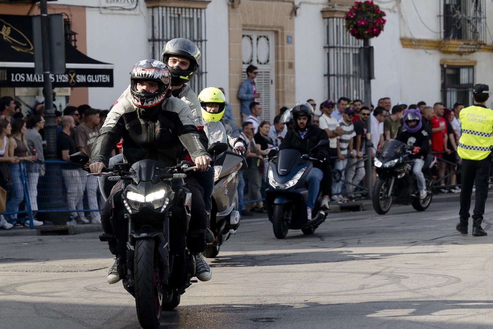 Las imágenes del viernes de Motorada en El Puerto por el Gran Premio de Motociclismo de Jerez 2025