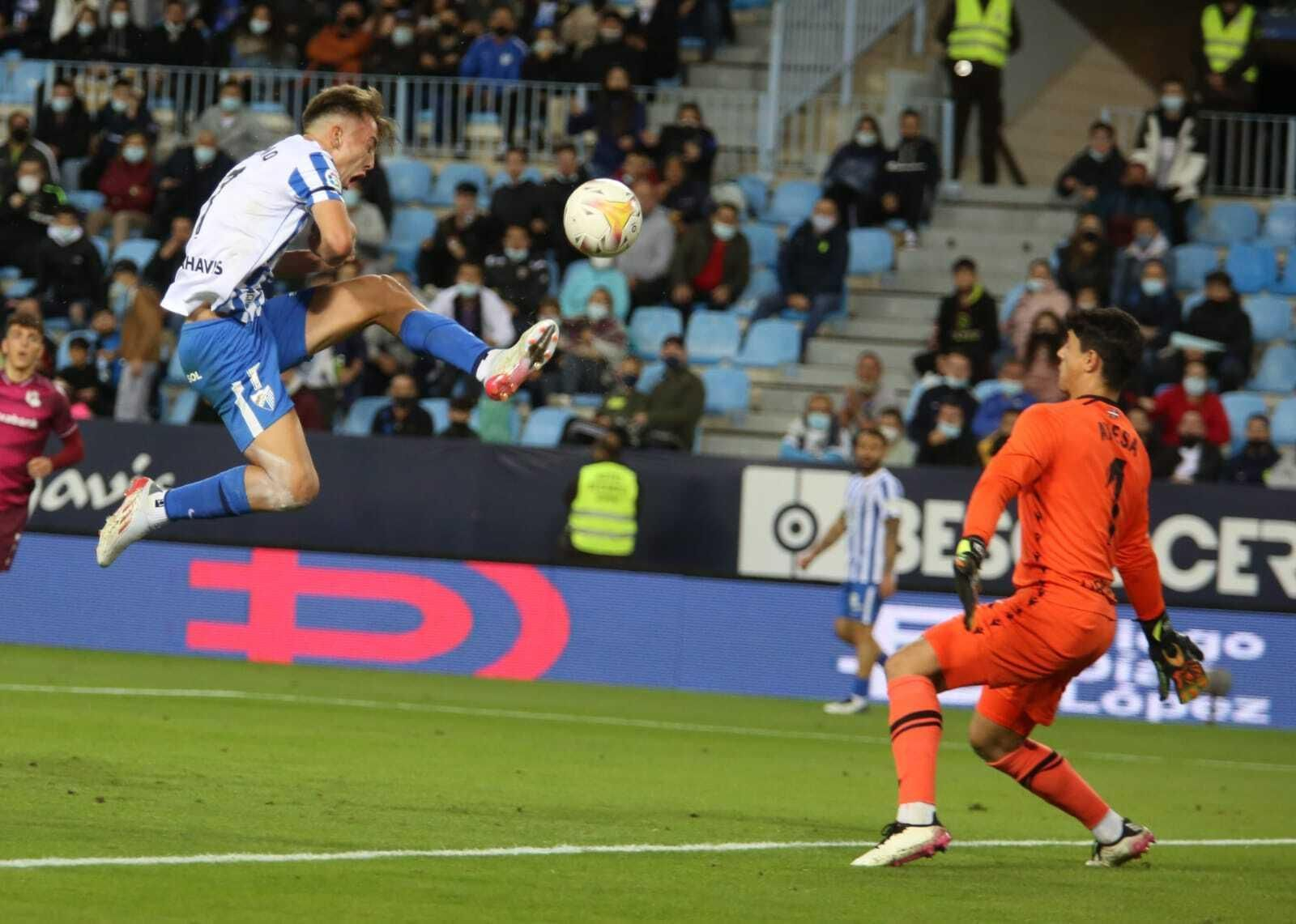 Las fotos del Málaga-Real Sociedad B