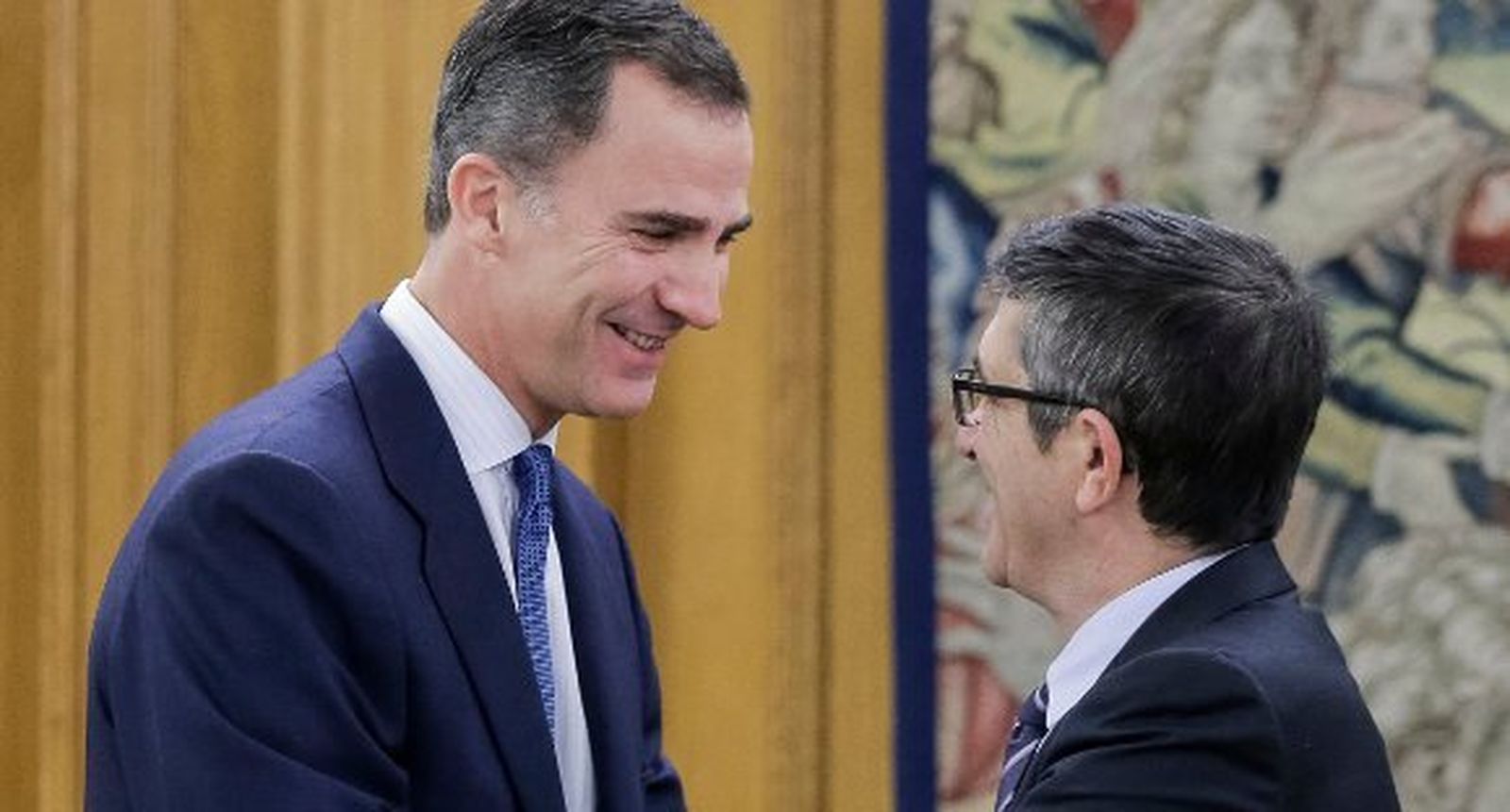 Patxi López y Pío García-Escudero comunican a Felipe VI la constitución del Congreso y del Senado