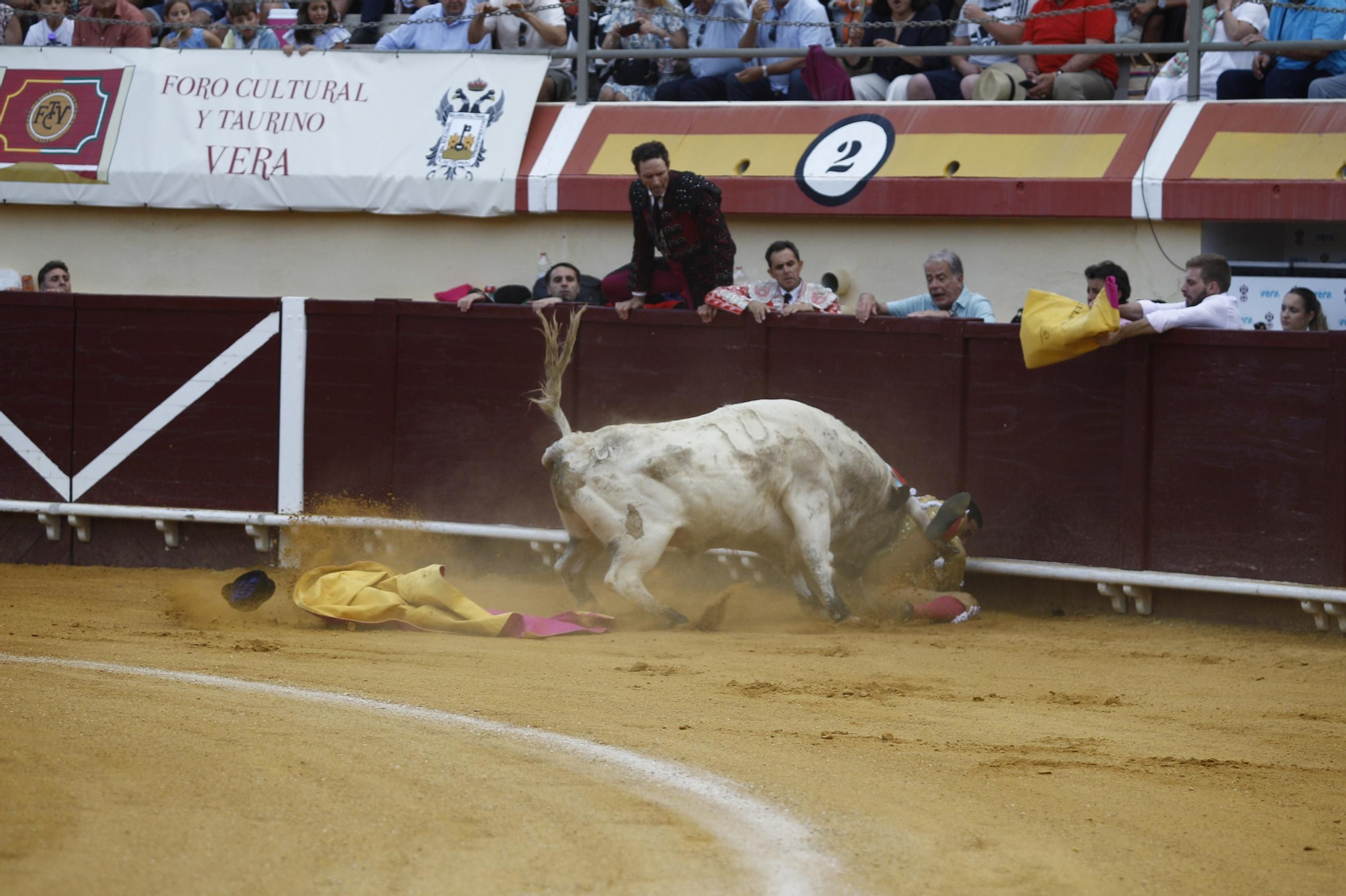 Corrida de toros en Vera, en imágenes