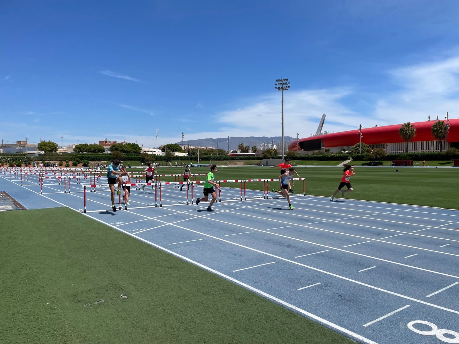 Desarrollo de una de las pruebas del Campeonato de Andalucía Oriental celebrado en el Anexo del Estadio de los Juegos Mediterráneos.