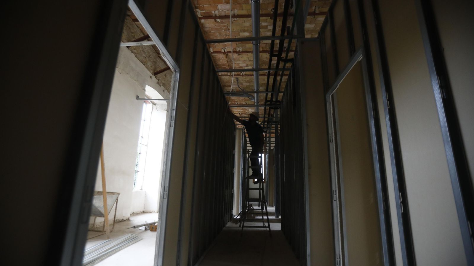 Obras en el Centro de Emergencia Habitacional. Obras en el Centro de Emergencia Habitacional.