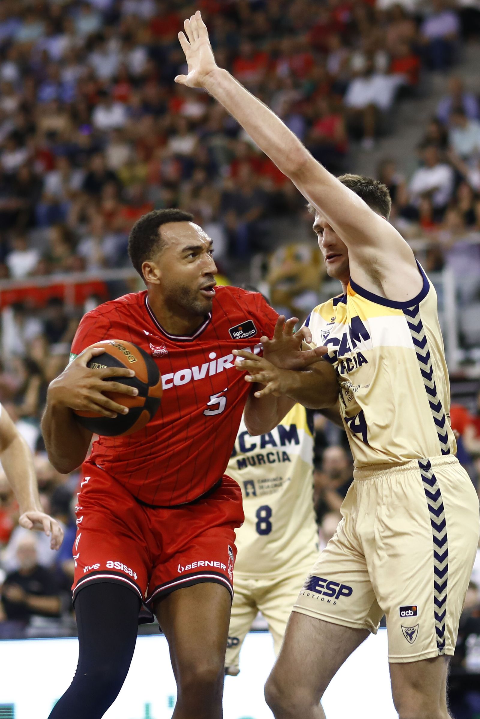 Las mejores imágenes del Covirán Granada-UCAM Murcia