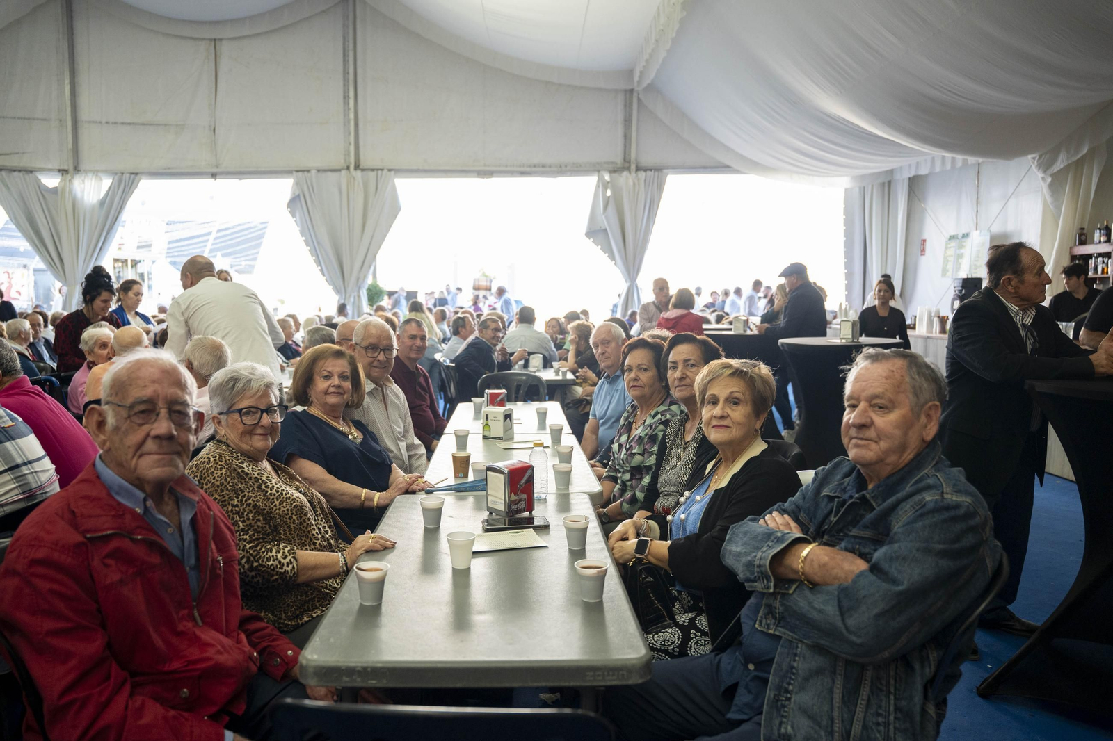 Las mejores imágenes de los churros con chocolate en la Feria de Albox