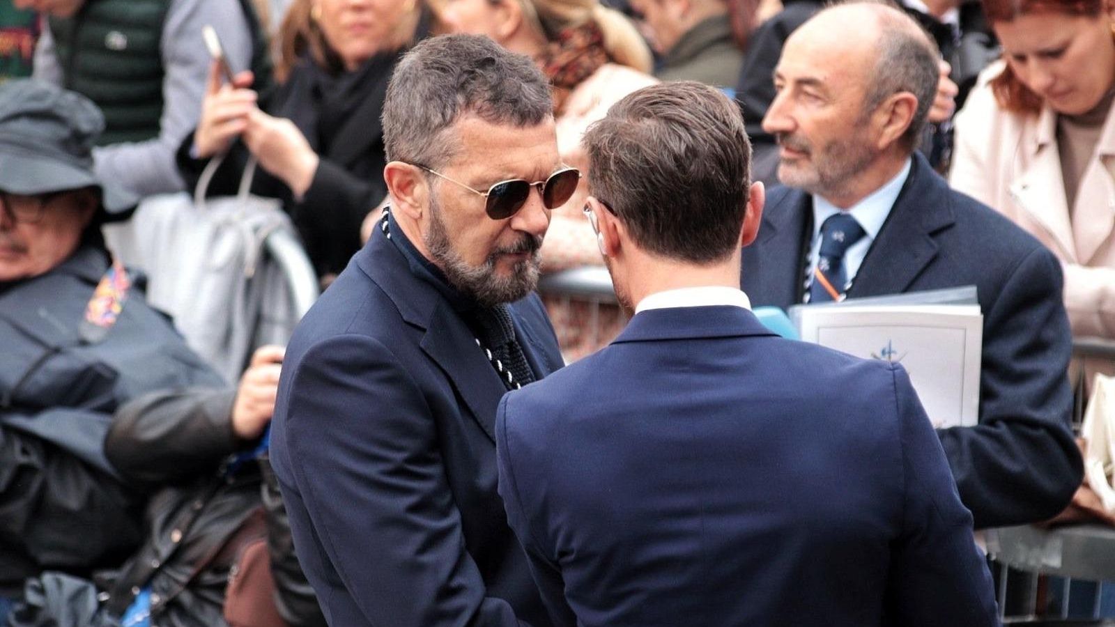 Antonio Banderas asistió al acto en la plaza de Santo Domingo